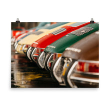 Load image into Gallery viewer, Rears of Vintage Porsche 911s at Luftgekühlt in rain

